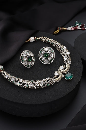Gold Finish Green Kundan Polki Hasli Necklace Set