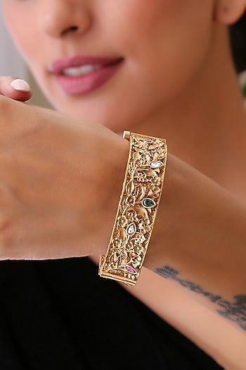 Gold Finish Kada With Kundan Polkis