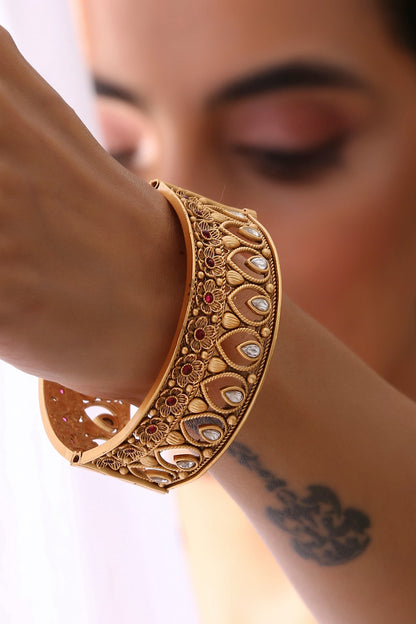 Gold Finish Handcrafted Kada