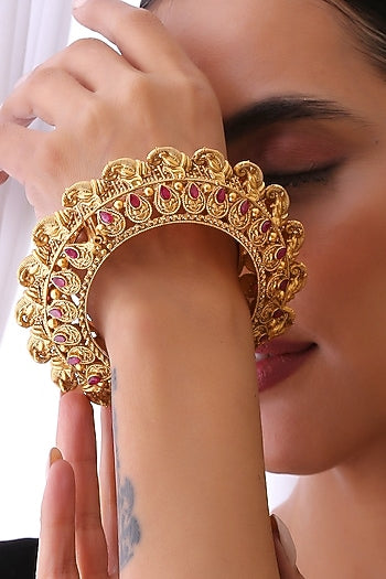 Gold Finish Ruby Stone Kada