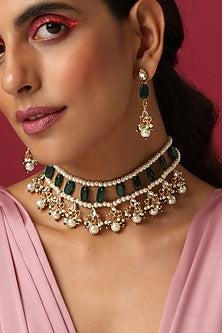 Gold Finish Green & White Kundan Polki Choker Necklace Set