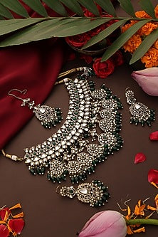 Gold Finish Kundan Polki & Green Stone Choker Necklace Set