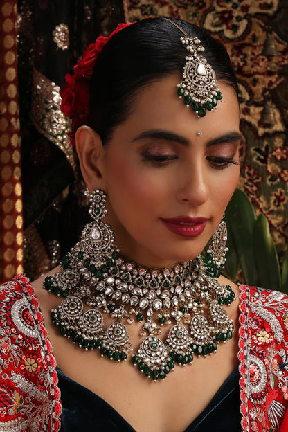 Gold Finish Kundan Polki & Green Stone Choker Necklace Set