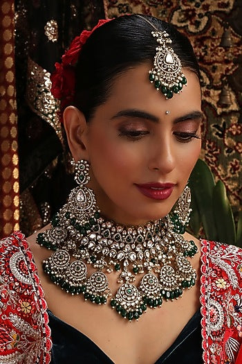 Gold Finish Kundan Polki & Green Stone Choker Necklace Set