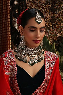 Gold Finish Kundan Polki & Green Stone Choker Necklace Set