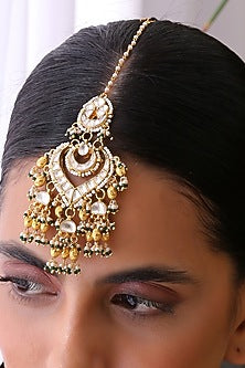 Gold Finish Kundan Polki Maang Tikka