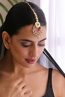 Gold Finish Kundan Polki Maang Tikka