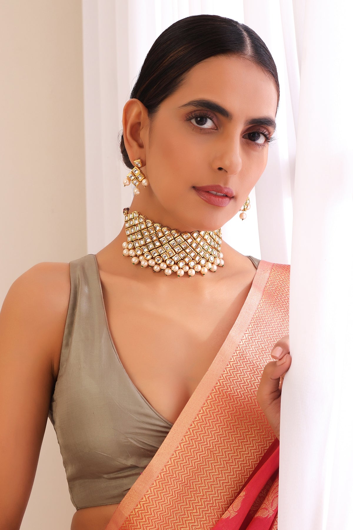 Gold Finish Kundan Polki Choker Necklace Set