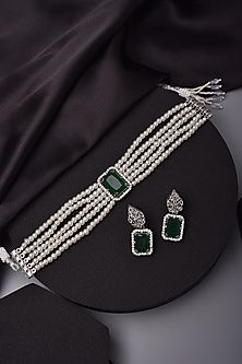 White Finish Emerald Synthetic Stone & Zircon Necklace Set