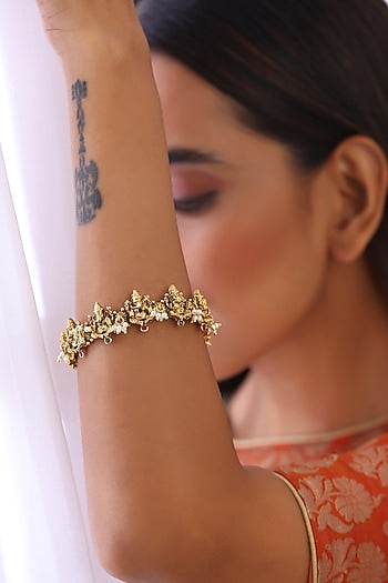 Gold Finish Kundan Polki Bangle