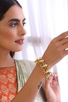 Gold Finish Kundan Polki Bangle
