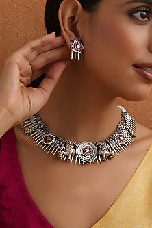 White Finish Kundan Polki Jadau Necklace Set