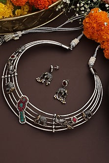 White Finish Jadau Kundan Polki Hasli Necklace Set