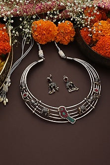 White Finish Jadau Kundan Polki Hasli Necklace Set