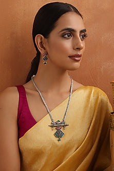 White Finish Jadau Kundan Polki Pendant Necklace Set