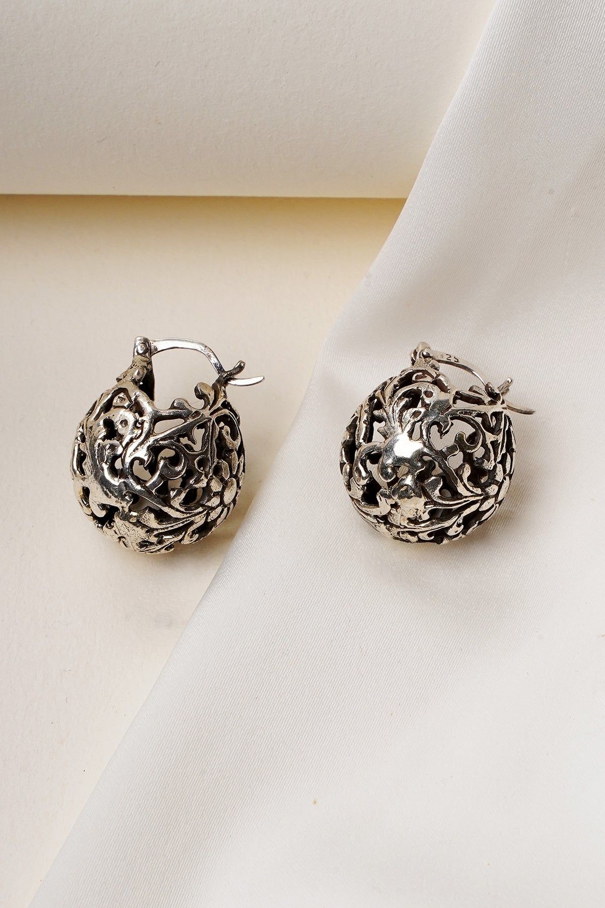 Oxidised Silver Finish Jali Work Floral Drop Earrings In Sterling Silver