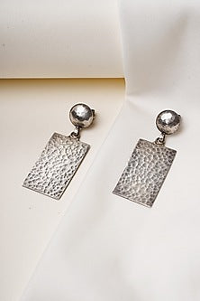 Black Rhodium Finish Hammered Textured Dangler Earrings In Sterling Silver