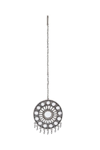 White Finish Oxidised Maang Tikka In Sterling Silver
