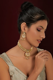 Gold Finish Kundan Polki Temple Choker Necklace Set