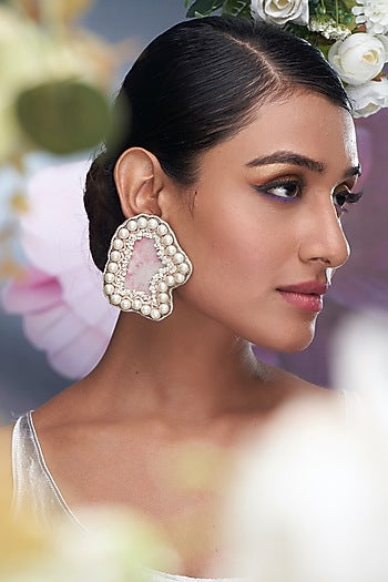 Off-White Pearl Dangler Earrings