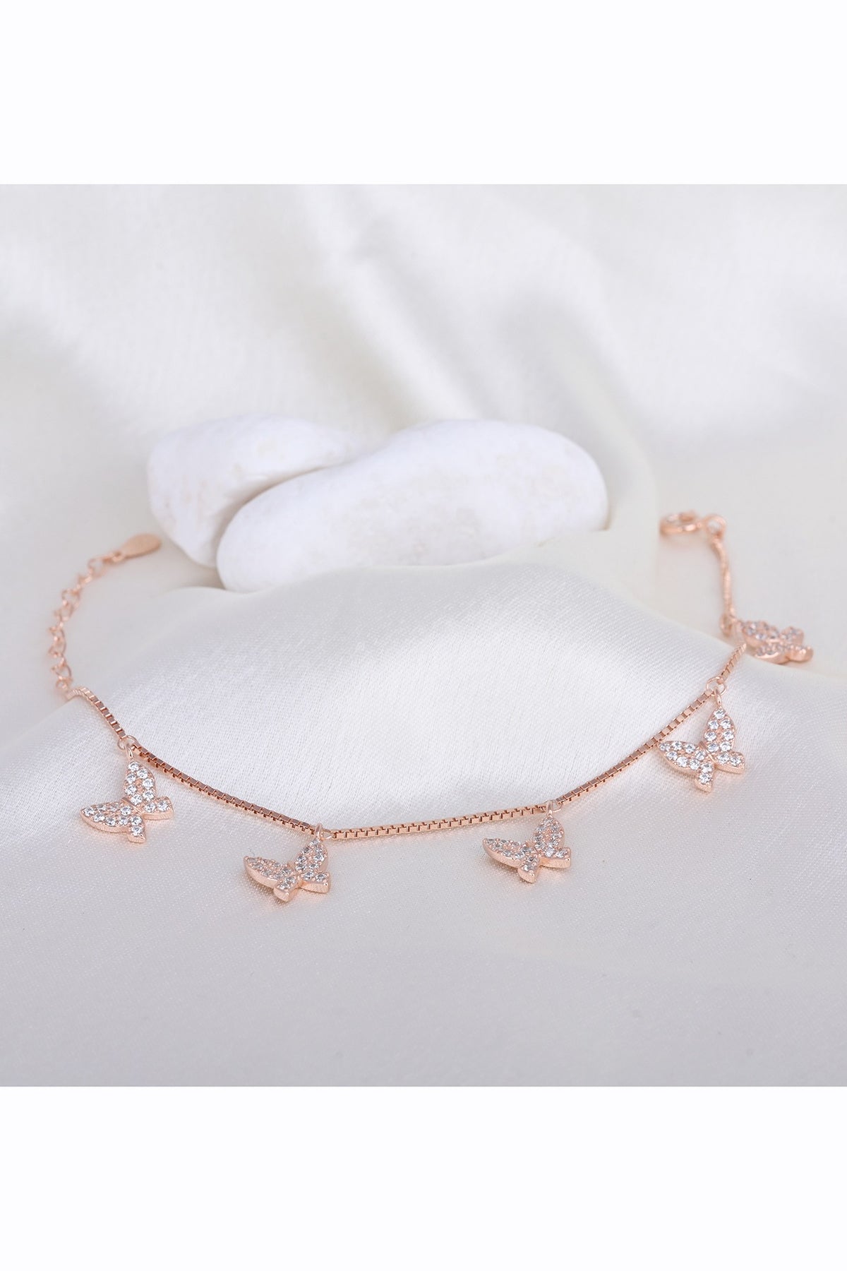 White Zircon Bracelet In Sterling Silver