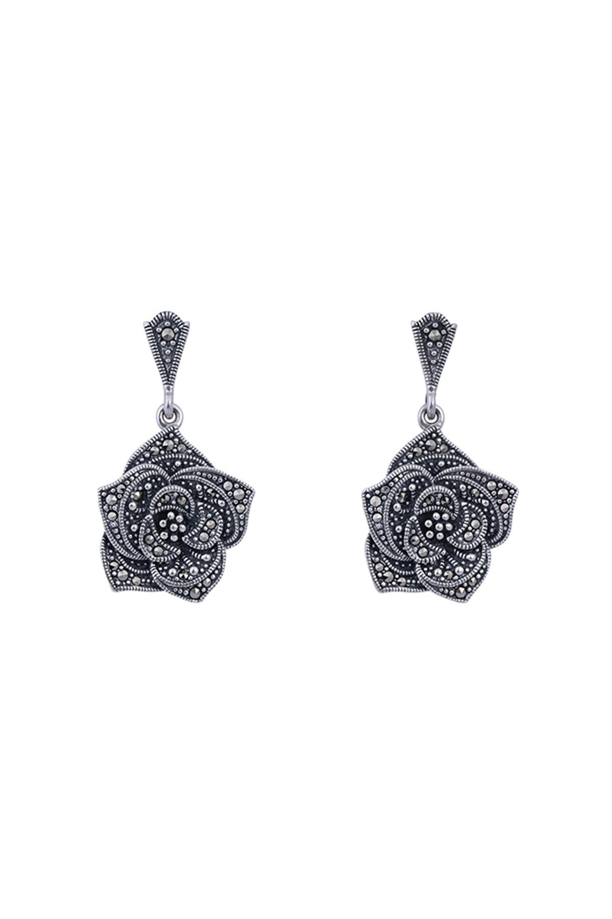 Silver Finish Cubic Zirconia Necklace Set In Sterling Silver