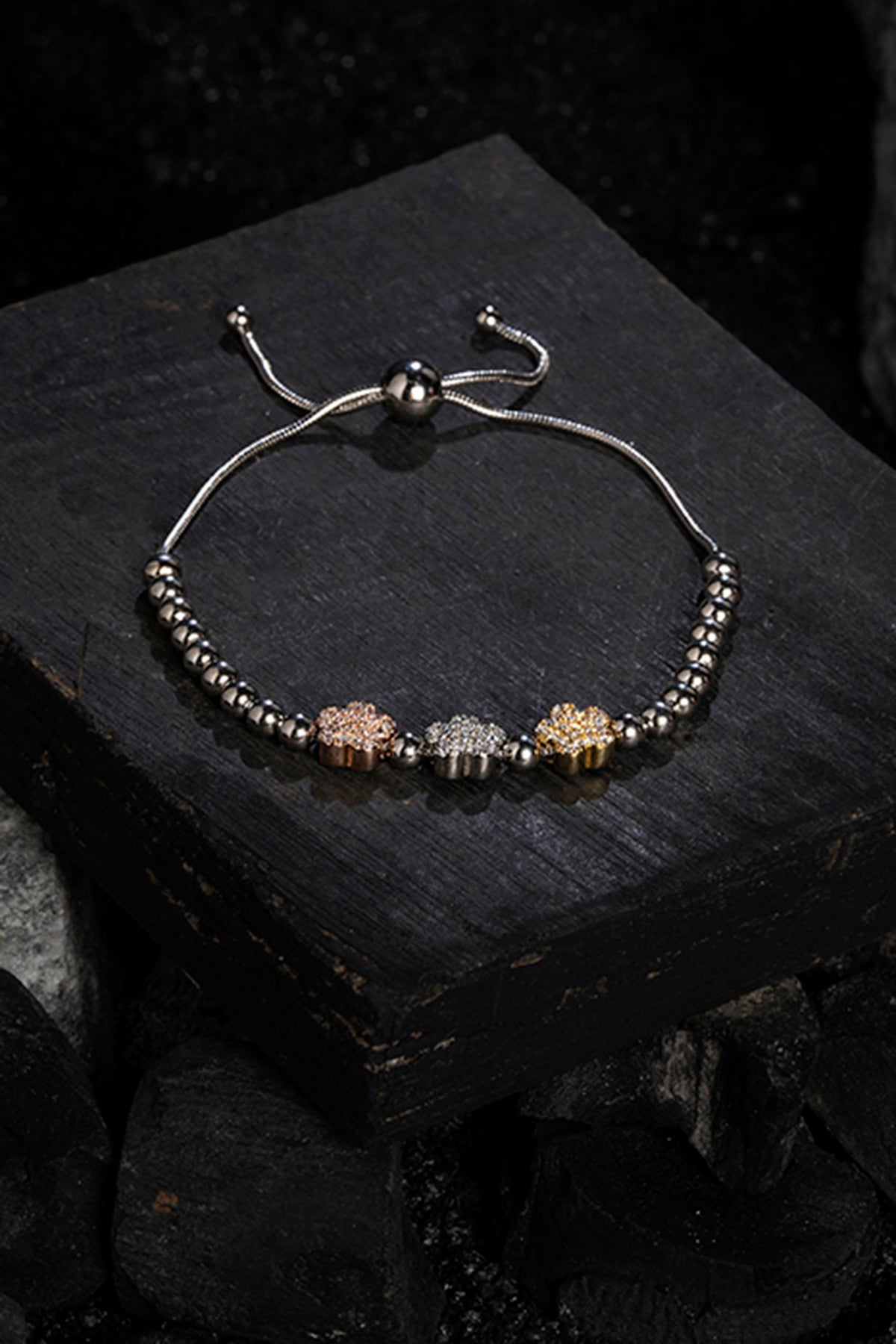 White Finish Zircon Bracelet In Sterling Silver