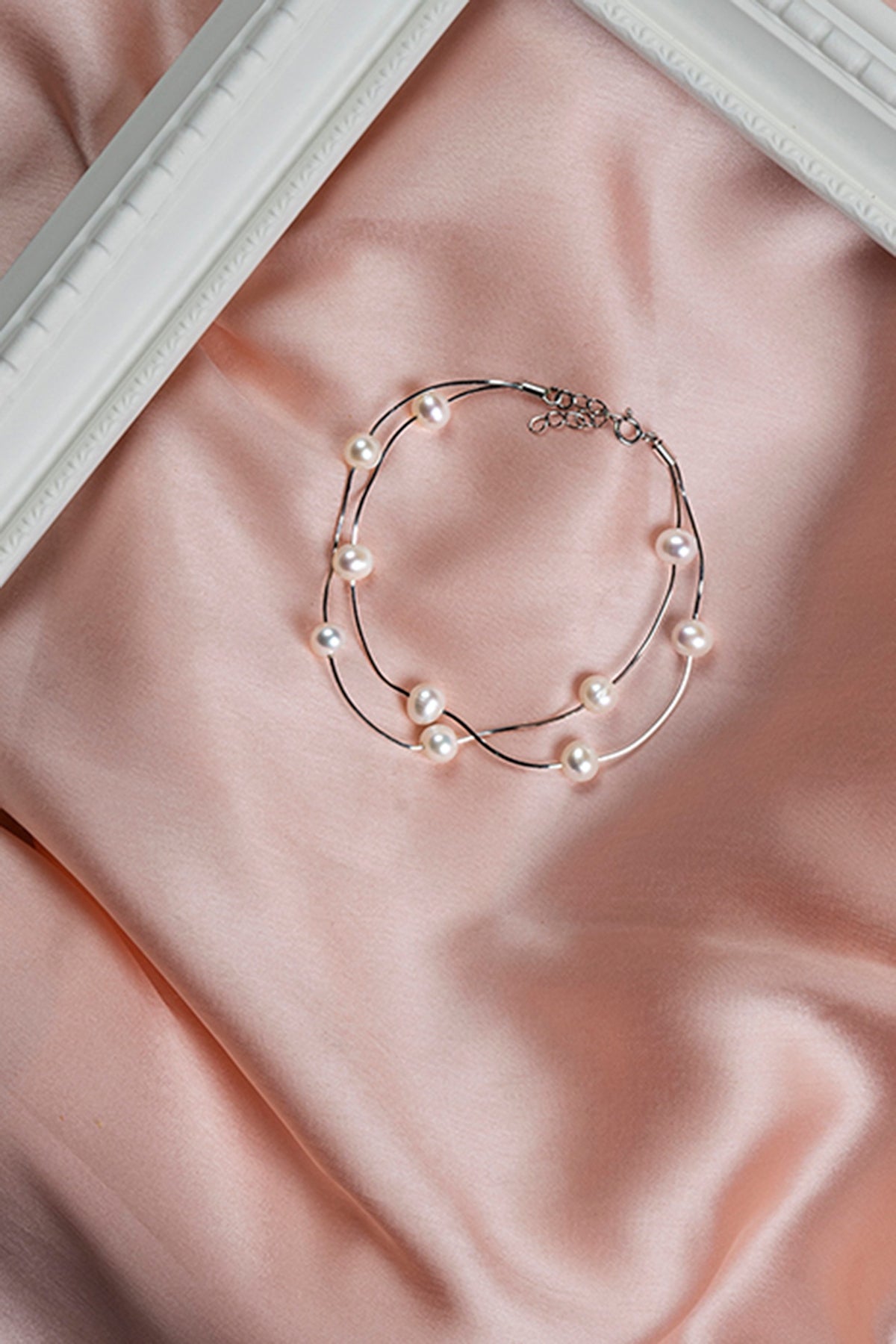 White Finish Pearl Bracelet In Sterling Silver