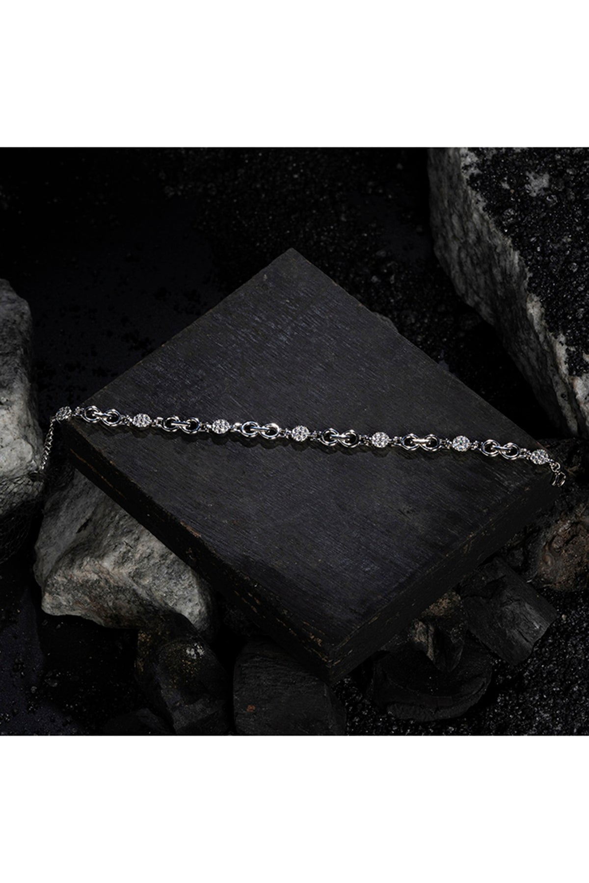 White Finish Zircon Bracelet In Sterling Silver