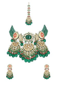 Gold Finish Kundan Necklace Set