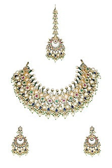 Gold Finish Kundan Necklace Set