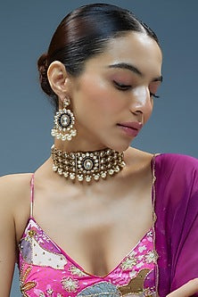 Gold Finish Imitation Kundan Polki & Semi-Precious Stone Necklace