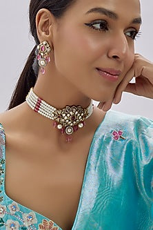 Gold Finish Kundan Polki & White Semi-Precious Stone Choker Necklace Set