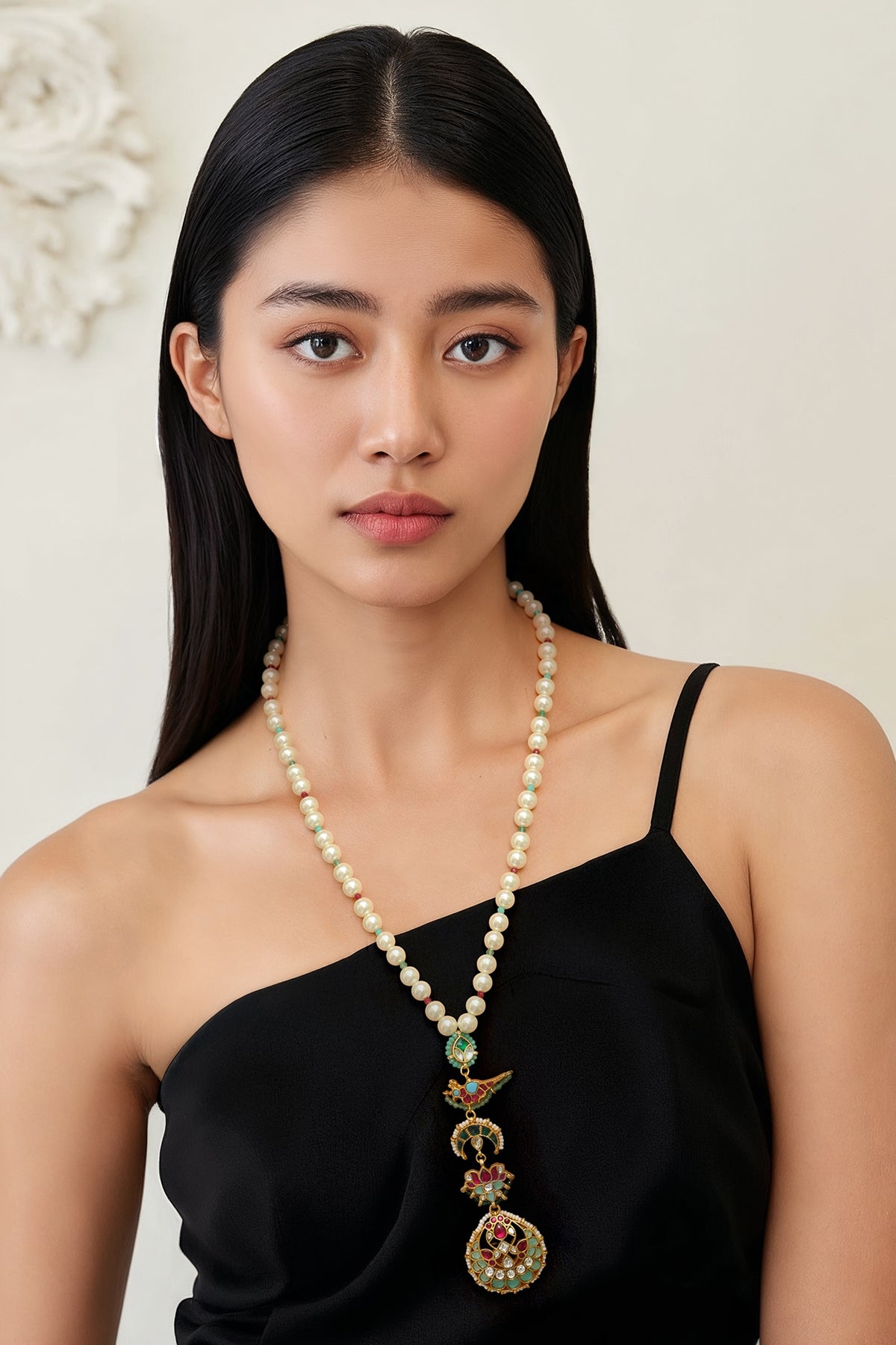 Gold Finish Imitation Kundan Polki & Semi-Precious Stone Necklace