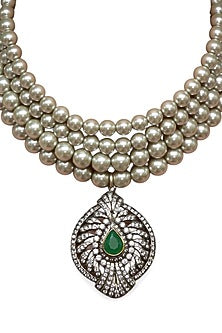 White Finish Shell Pearl Choker Necklace