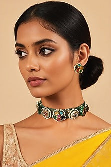 Gold Finish Green Semi-Precious Stone & Kundan Polki Choker Necklace Set