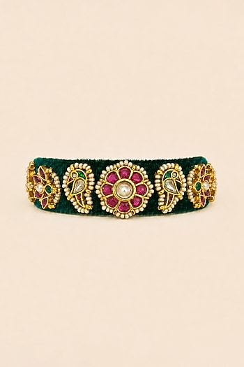 Gold Finish Imitation Kundan Polki Poochi Bracelet