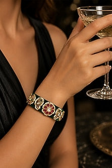 Gold Finish Imitation Kundan Polki Poochi Bracelet