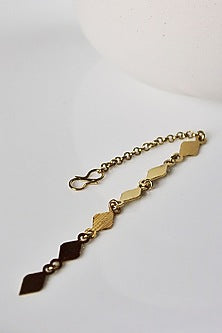 Gold Finish Coin Textured Maang Tikka