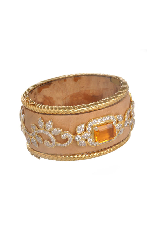 Two-tone Finish Cubic Zirconia Paisley Bangle