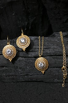 Gold Finish Zircon Pendant Necklace Set