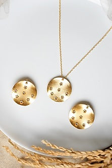 Gold Finish Brass Necklace Set