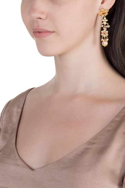 Antique Gold Finish Kundan & Pearl Earrings