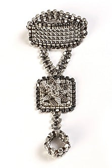 Two-Tone Finish Metal Ball & Pearl Hathphool