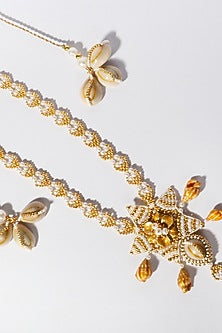 Gold Plated Enameled Shells Haath Phool