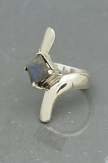 White Finish Labradorite Cact Ring In Sterling Silver