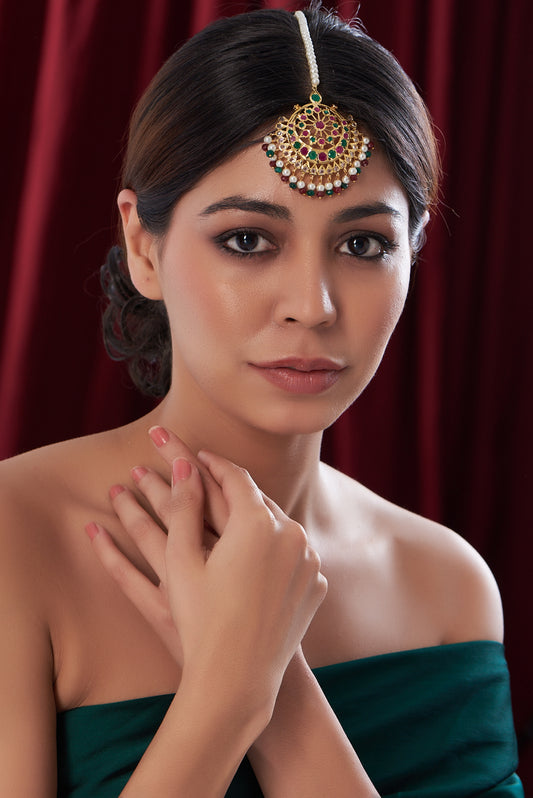 Gold Finish Kundan Polki & Emerald Synthetic Stone Maangtikka