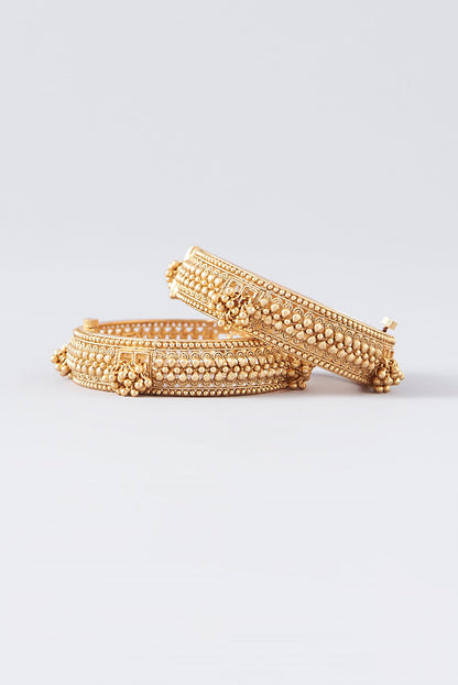 Gold Finish Kundan Polki Temple Bangles (Set Of 2)