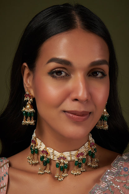 Gold Finish Kundan Polki & Green Beaded Choker Necklace Set