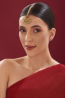 Gold Finish Pearl Temple Maangtikka
